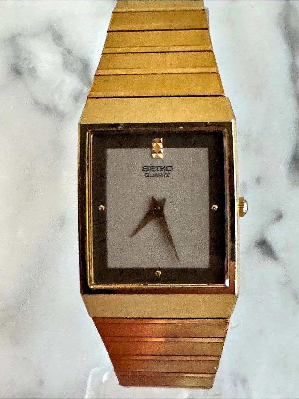 1997 Seiko Mens Goldtone Tank Watch & New Battery